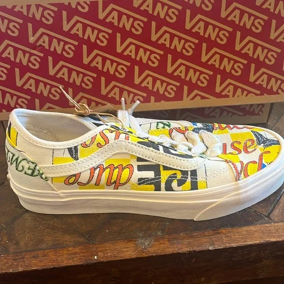 COPY - NWT Vans “Old School Tape” Sneakers Women’s 8, Men’s 6.5 New with Tag & … - Picture 9 of 14